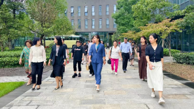 江蘇省無錫市婦聯(lián)黨組成員、副主席朱芳一行蒞臨健培科技考察調研
